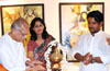 Poet Gulzar inaugurates Wilson D’Souza’s exhibition of paintings